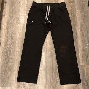 Women’s Figs Kade Scrubs